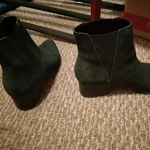 ankle boots